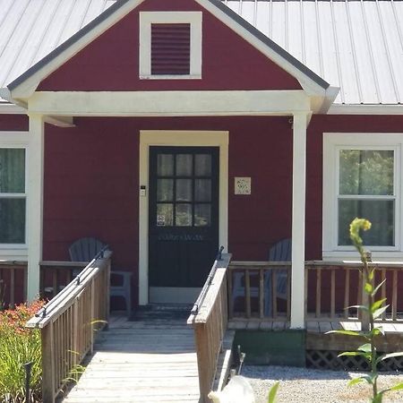 Charming Cottage In Morganton With Ample Parking エクステリア 写真
