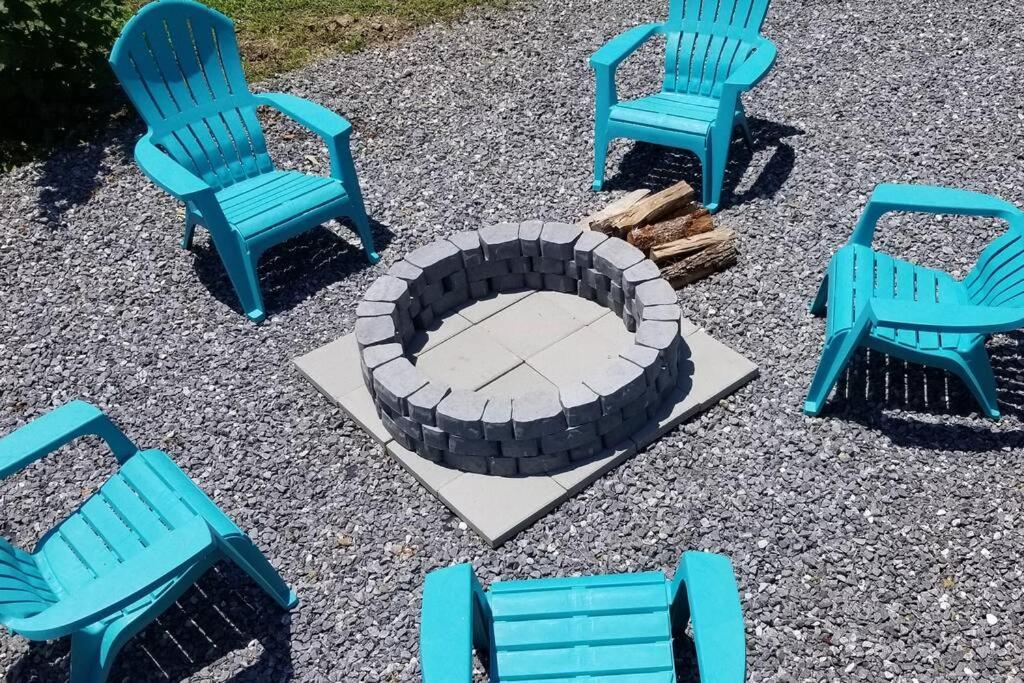Charming Cottage In Morganton With Ample Parking エクステリア 写真